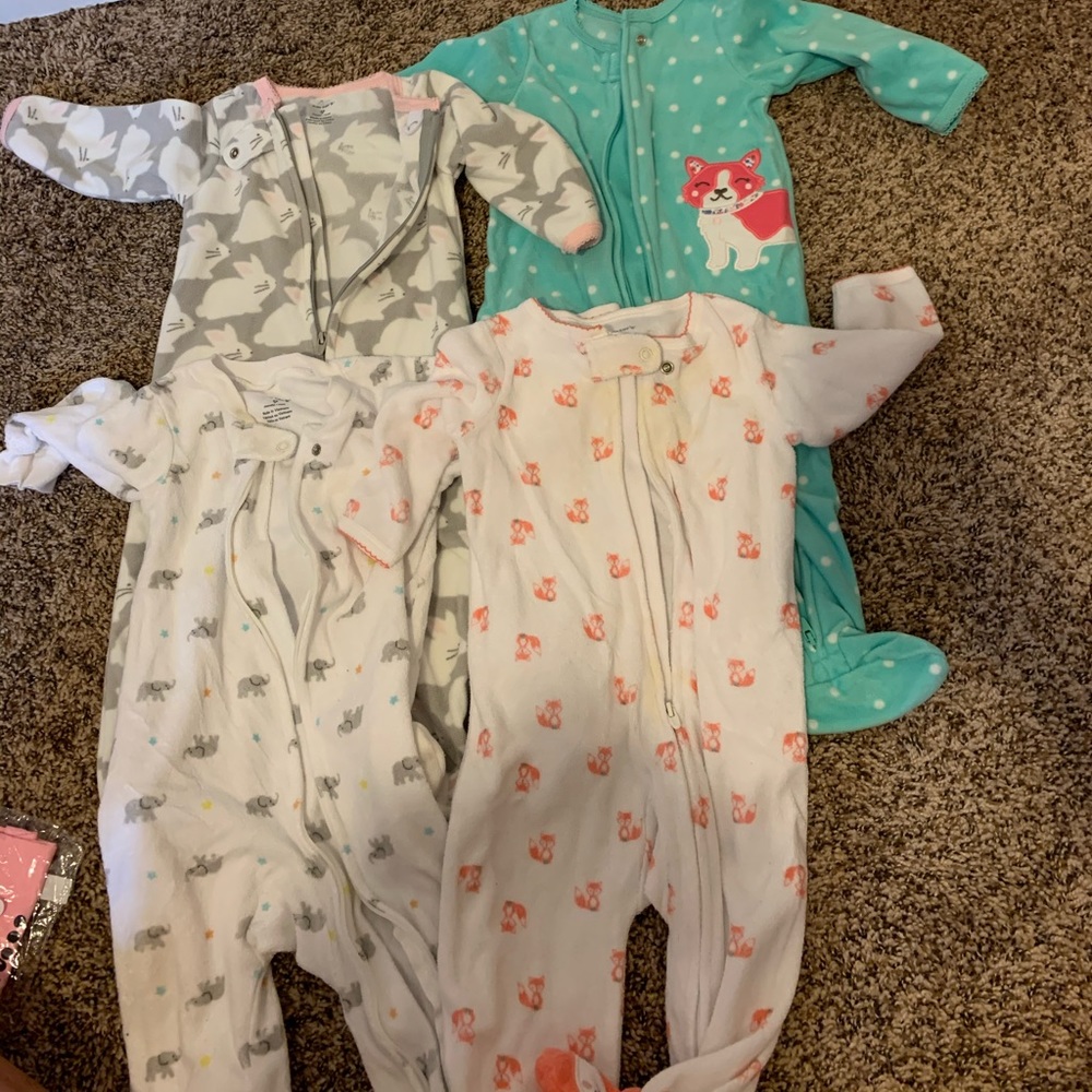 Fleece/terry cloth 9 month jammies - Picture 1 of 1